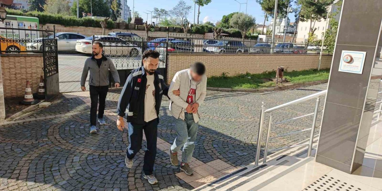 Samsun Bafra'da Hükümlü, Cezaevine Giderken 5,76 Gram Metamfetaminle Tutuklandı