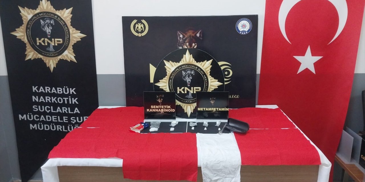 Karabük'te Narkotik Köpeği Dora'nın Katıldığı Operasyonda 3 Şüpheli Tutuklandı