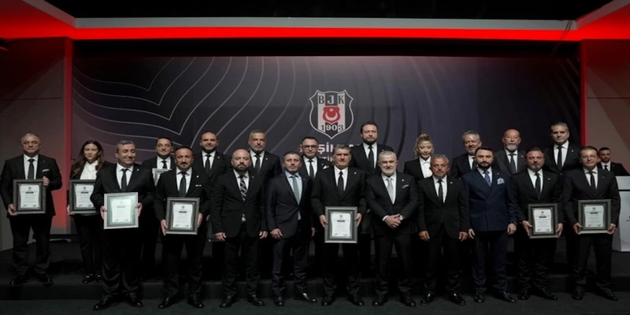 Beşiktaş Kulübü'nde Mazbata Töreni Yapıldı