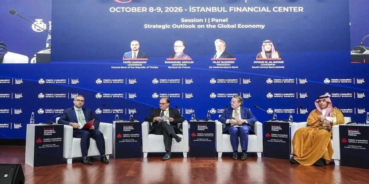 İstanbul Ekonomi Forumu'nda "Küresel Ekonomide Stratejik Görünüm" Paneli Düzenlendi