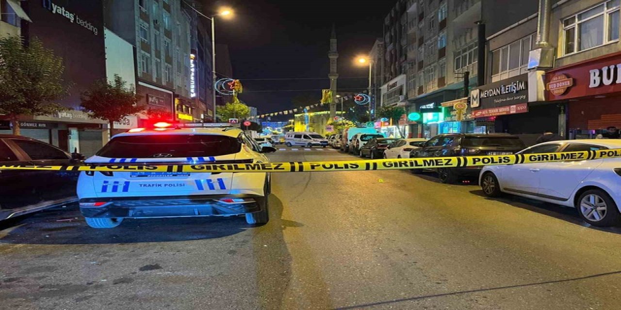 Esenler'de İki Grup Arasında Silahlı Kavga: 2 Kişi Yaralandı