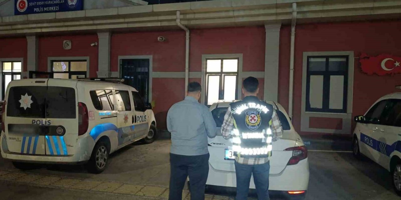 Esenyurt'ta Yol Tartışmasına 180 Bin Lira Ceza, Sürücünün Ehliyeti Daimi İptal Edildi