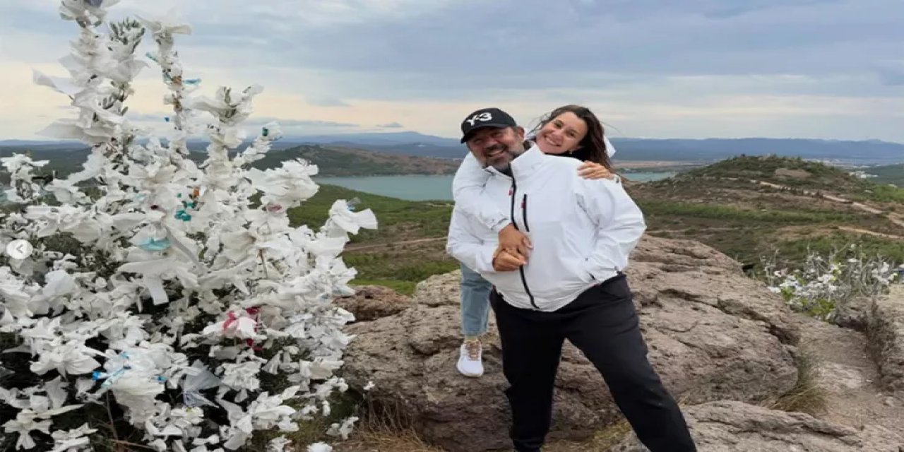 Ata Demirer Sevgilisiyle Ayvalık’ta