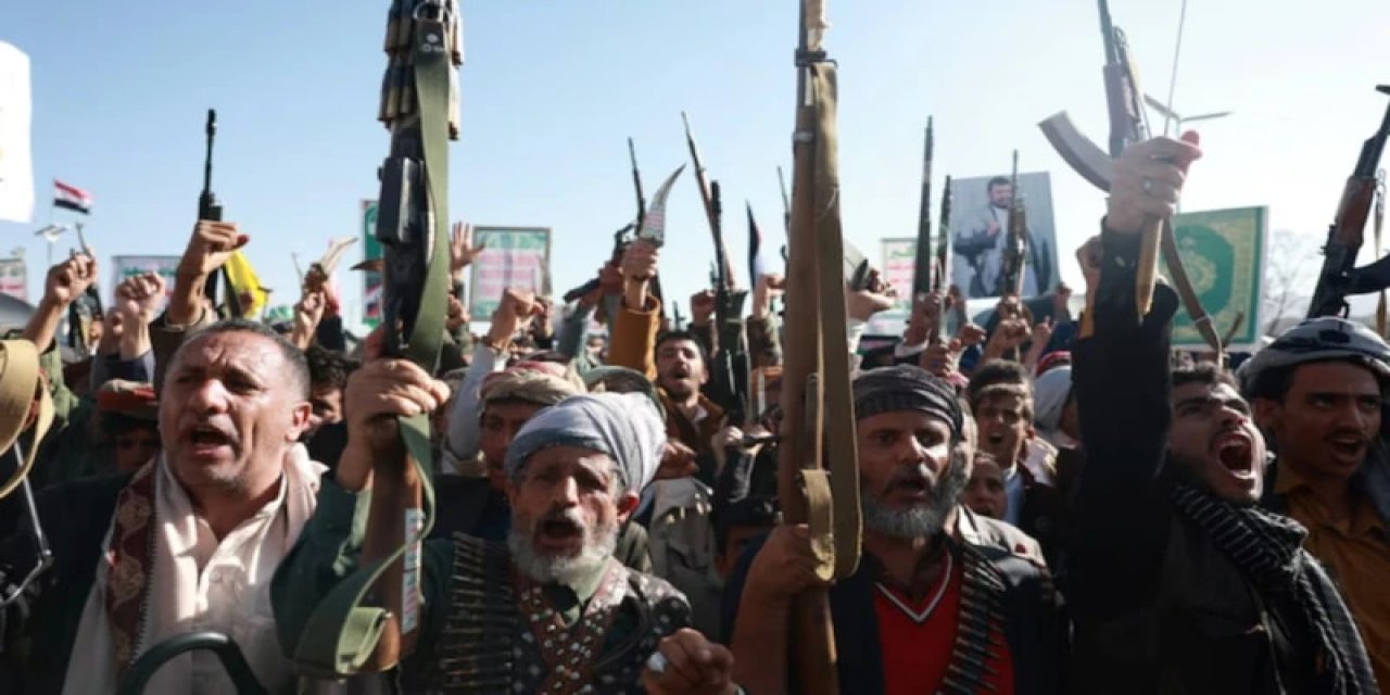 İran, Suudi Arabistan İle Husiler Arasında Arabuluculuk Yapmayı Önerdi