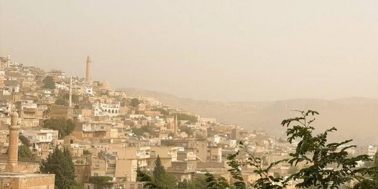 Mardin’de Toz Taşınımı Etkili Oldu