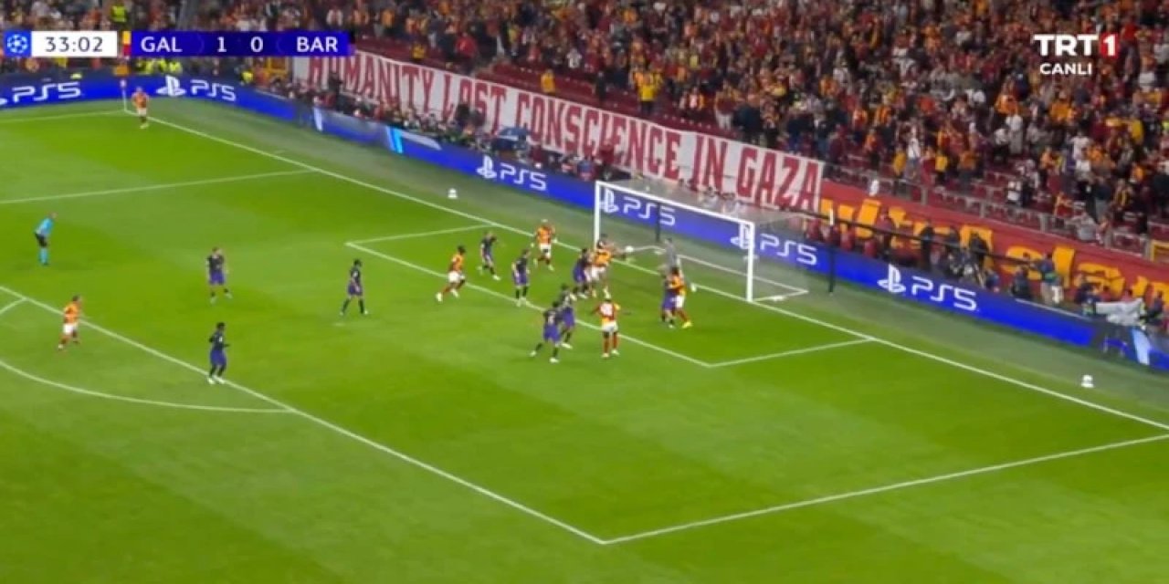 Galatasaray-Barcelona Maçında İptal Edilen Golü Eski Hakemler Değerlendirdi