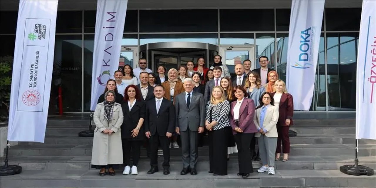 Çin'in Dış Ticaret Fazlası 20 Ayın Zirvesinde