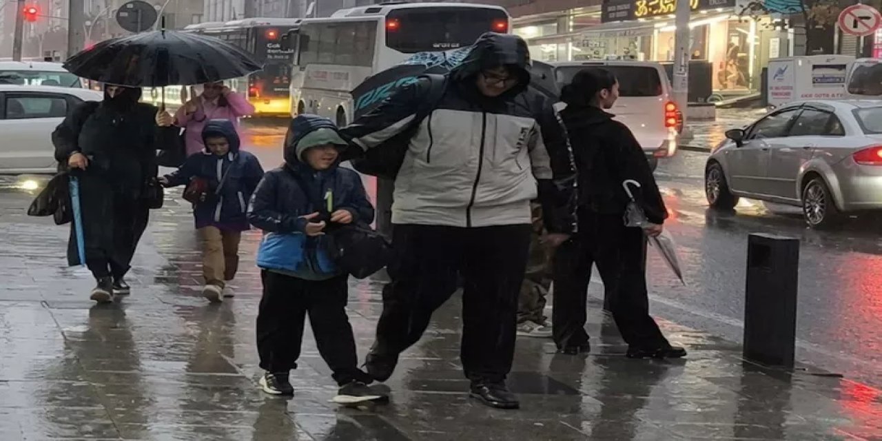 İstanbul'un Ardından 5 İlde Daha Eğitime 1 Gün Ara Verildi