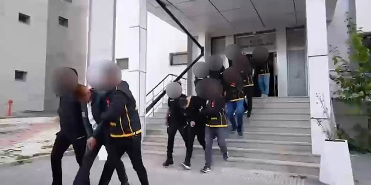 Van'da 2.359.884.154,82 TL'lik Şüpheli Para Operasyonunda 14 Şüpheliden 11'i Tutuklandı