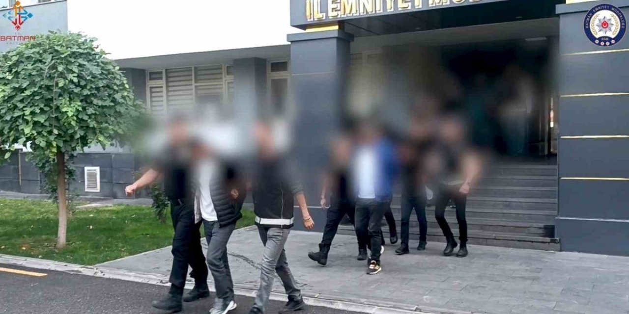 Batman'da Operasyonlarda 7 Şüpheli Tutuklandı, 22 Kilo 500 Gram Skunk Ele Geçirildi