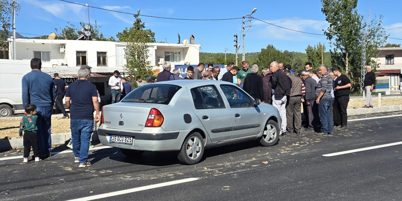Muğla Seydikemer'de 77 Yaşındaki Kişiye Otomobil Çarptı, Hayatını Kaybetti