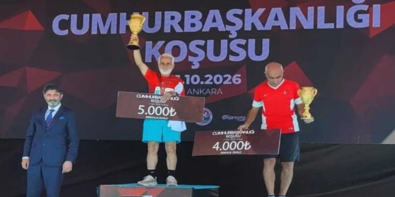 76 Yaşında 10 Kilometreyi 57 Dakikada Koşarak Şampiyon Oldu