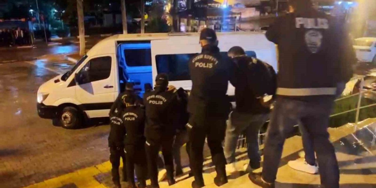 Mersin Gülnar'da İki İşletmeye Fuhuş Operasyonu Düzenlendi, 6 Şüpheli Tutuklandı