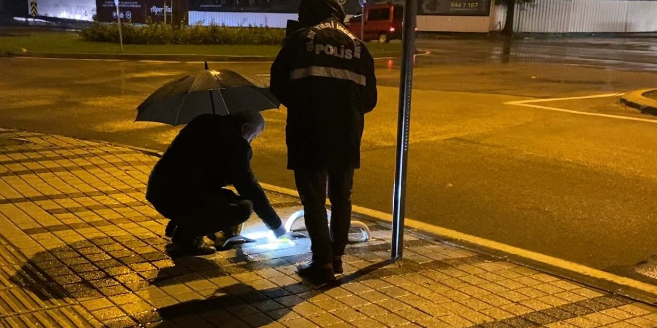 Bursa İnegöl'de Bıçaklı Kavgada 1 Kişi Hayatını Kaybetti, 2 Kişi Yaralandı