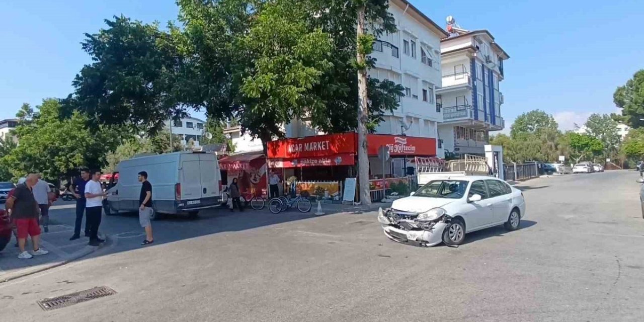 Trabzon Araklı'da Turup Mesire Alanı'nın Yeni Giriş Kapısı Kimyasal Maddeyle Yakıldı