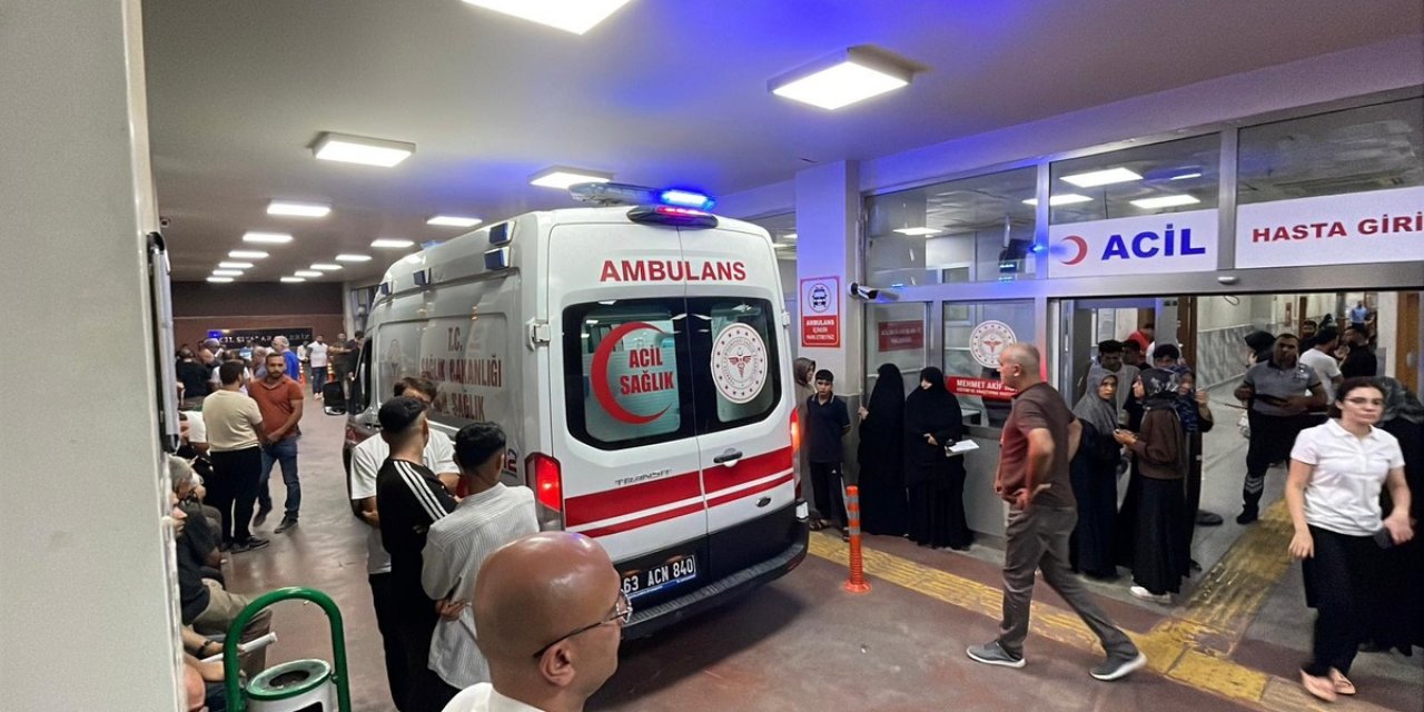 Şanlıurfa Siverek'te Ütüyle Yakıldığı İddia Edilen Kız Çocuk Hastaneye Kaldırıldı