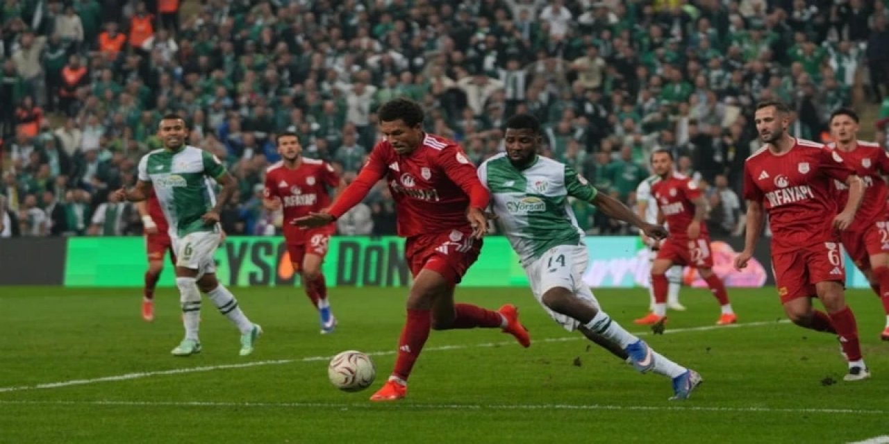 Bursaspor’un Golcüsü Iheanacho’dan Üst Üste 11 Maçta Gol