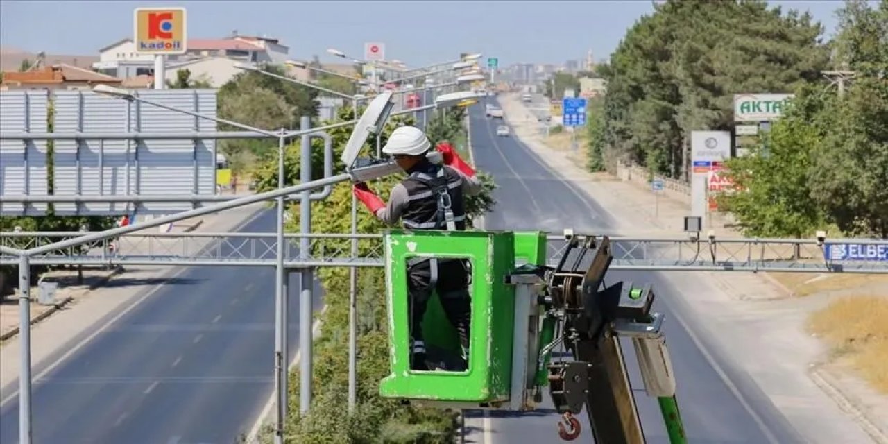 Fırat Edaş'tan Elazığ'ın Enerji Altyapısına 6,6 Milyar Lira Yatırım