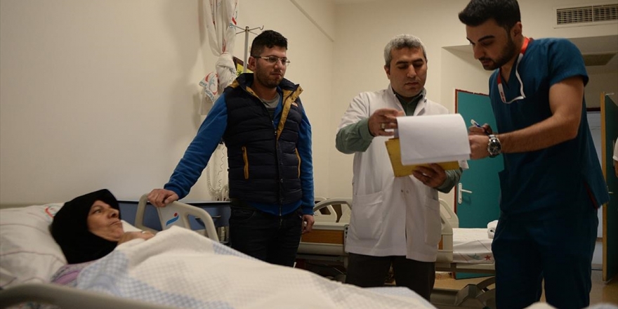 Türkiye Sınırın Diğer Tarafındaki Hastalara Şifa Olmaya Devam Ediyor