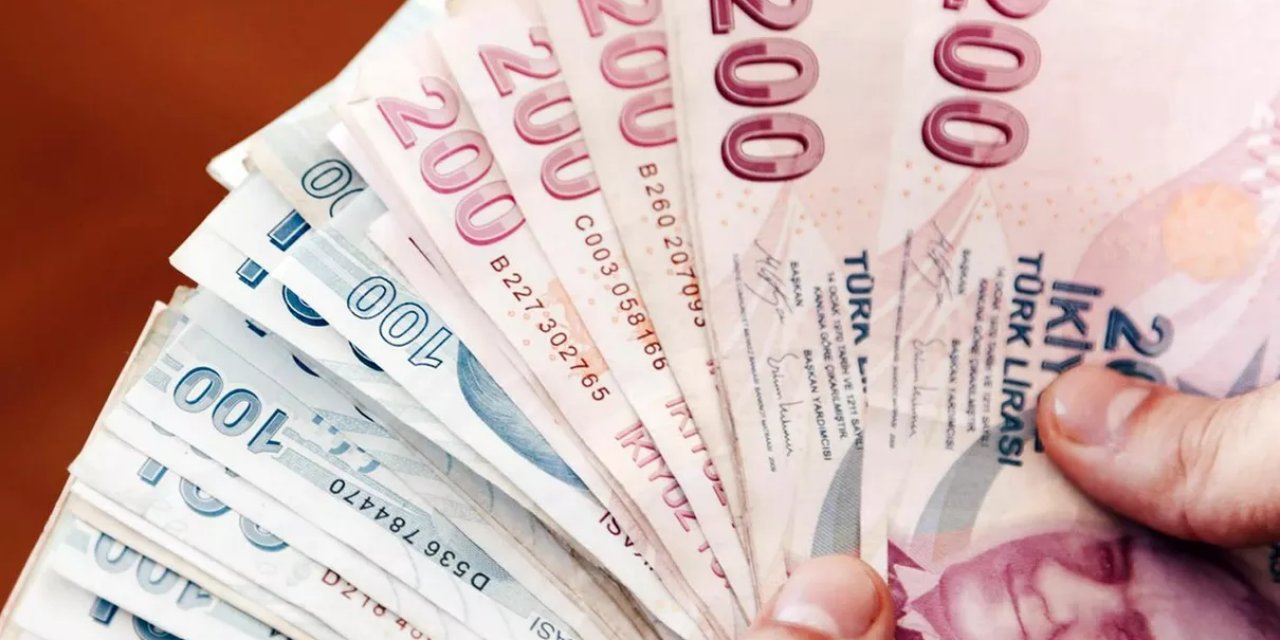 Tahminleri Tutan İsim Asgari Ücret İçin Rakam Verdi: Bunun Altında Olmaz