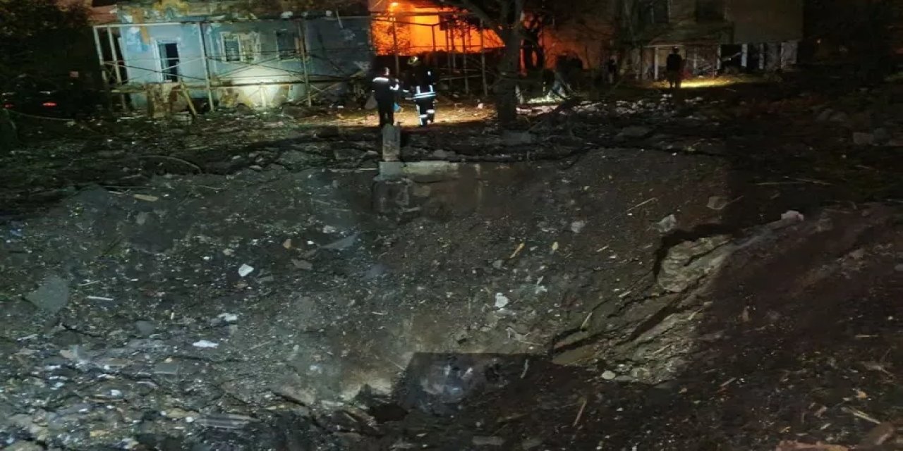 Kiev'de Altı Bölgeyi Vuran Füze Saldırısında 1 Kişi Öldü, 22 Kişi Yaralandı