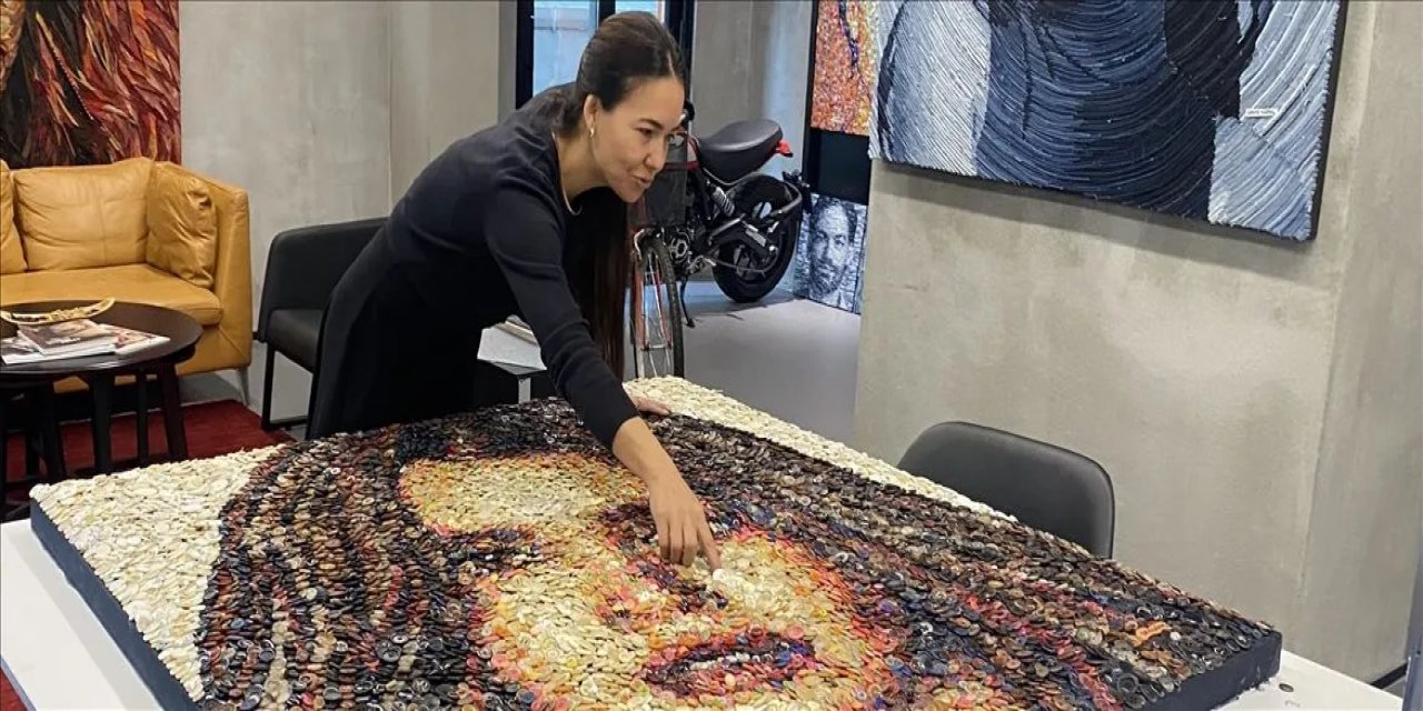 Atık Malzemeler Sanatçı Deniz Sağdıç'ın Elinde Sanat Eserine Dönüşüyor