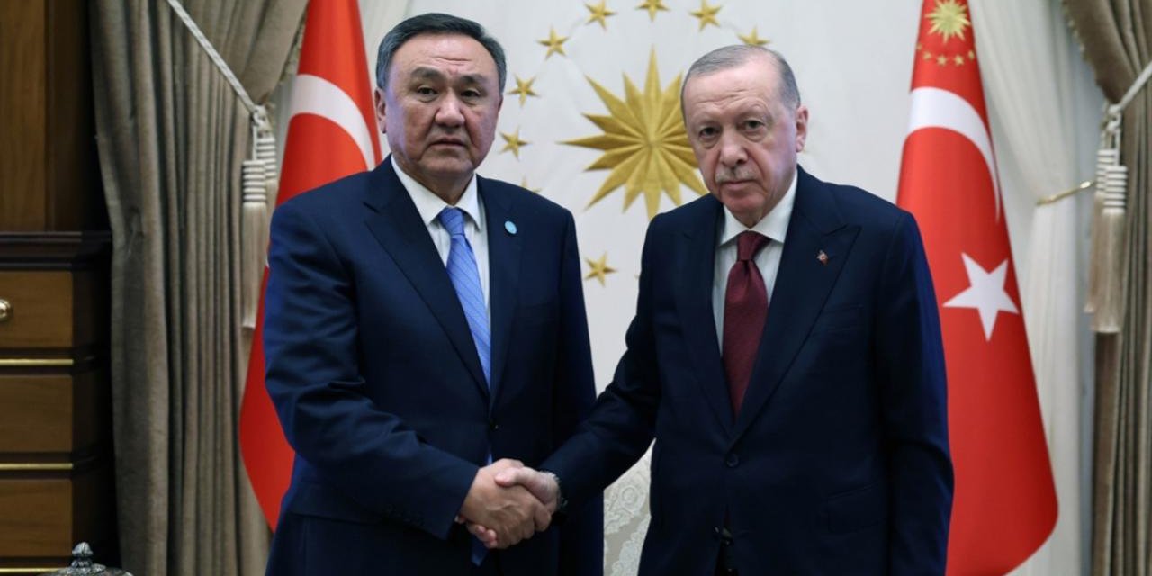 Cumhurbaşkanı Erdoğan, TDT Genel Sekreteri Ömüraliyev'i Kabul Etti