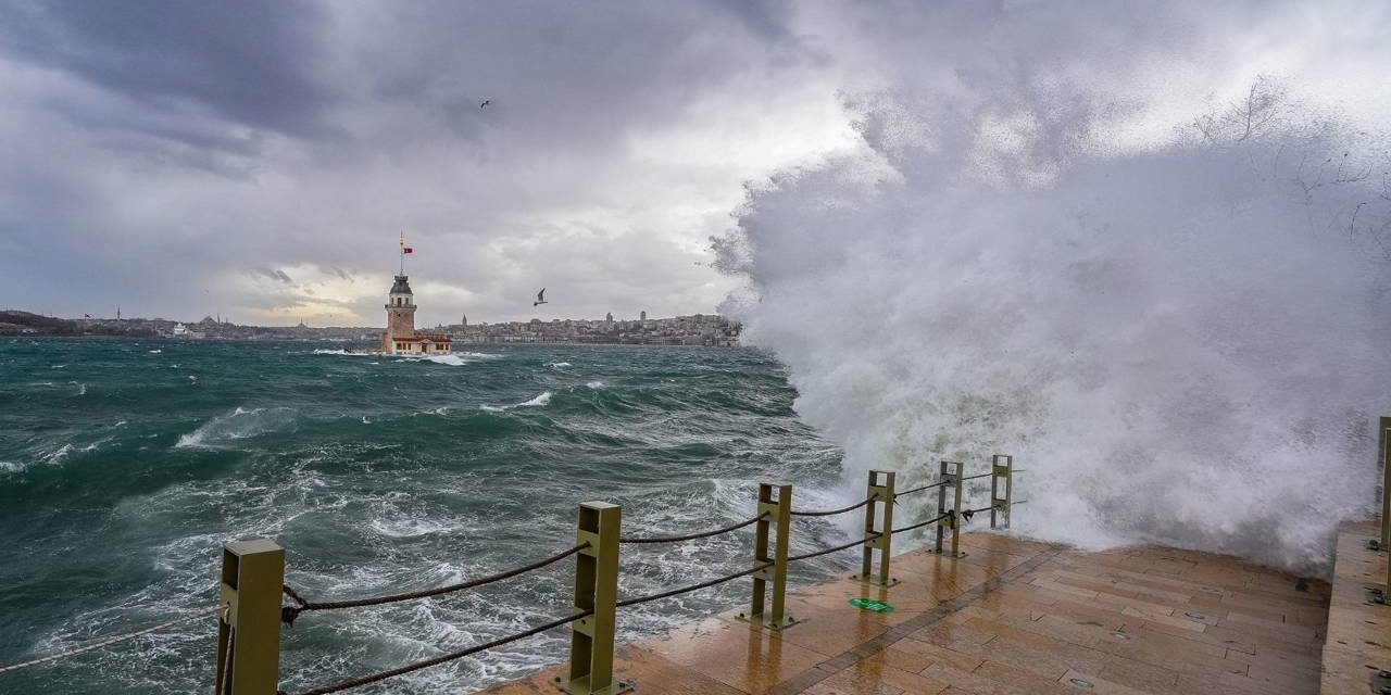 Oraj Kabusu İstanbul'a Geri Dönüyor! 4-5 Saat Sürebilir