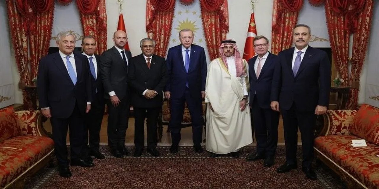 Cumhurbaşkanı Erdoğan, Türkiye'ye Gelen Bazı Ülkelerin Dışişleri Bakanlarını Kabul Etti