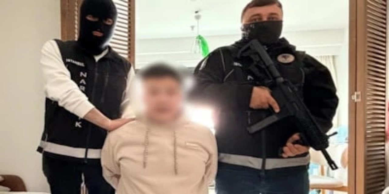 Uluslararası Bültenle Aranan 2 Kişi İstanbul'da Yakalandı