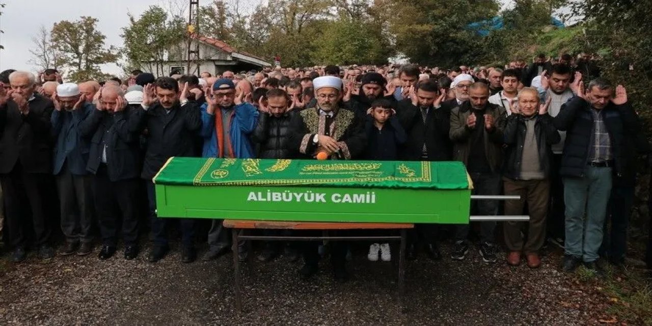 Zonguldak'ta Maden Ocağındaki Grizu Patlamasında Ölen 3 İşçi Defnedildi