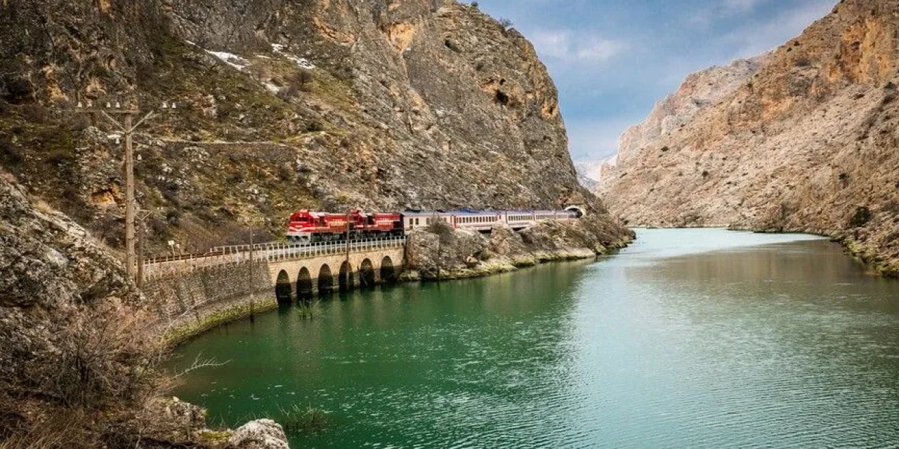 Turistik Doğu Ekspresi'nin Yeni Sezon Biletleri Yarın Satışa Çıkacak