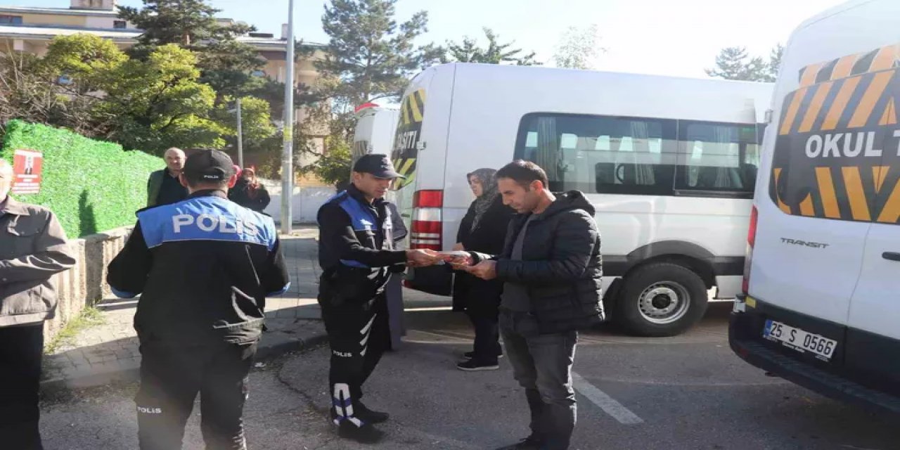 Erzurum Emniyeti Öğrencileri Terör Örgütlerinin Hedef Alma Yöntemlerine Karşı Uyardı