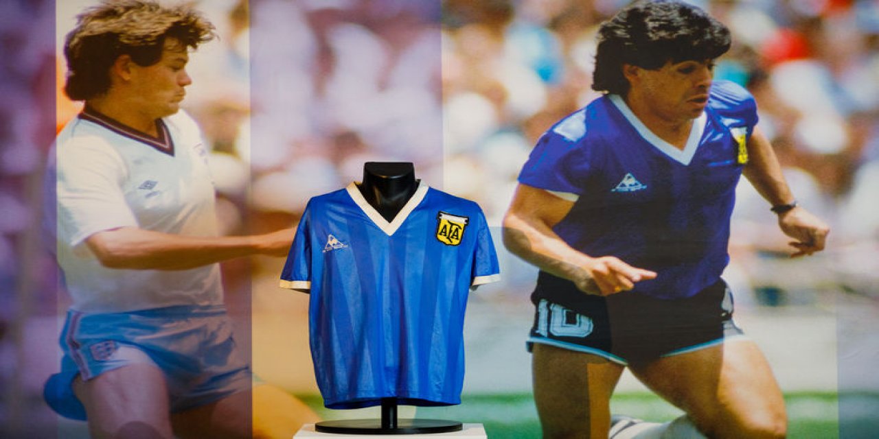 İstanbul Avm'de "Maradona Sergisi" Açıldı