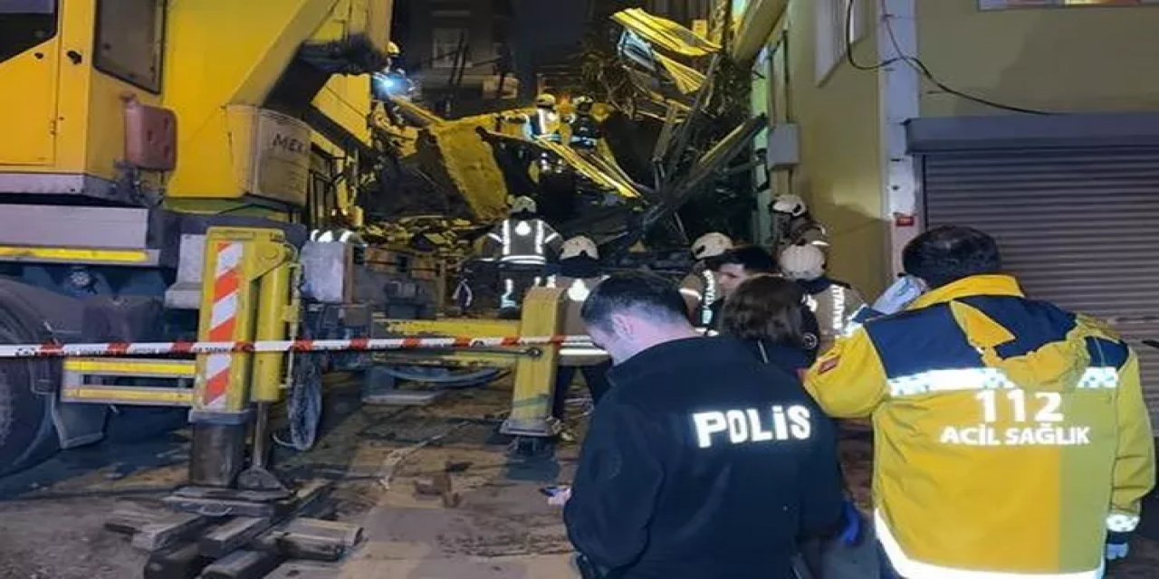 Beyoğlu'nda 5 Katlı Bina Çöktü! Yan Bina Da Hasar Gördü