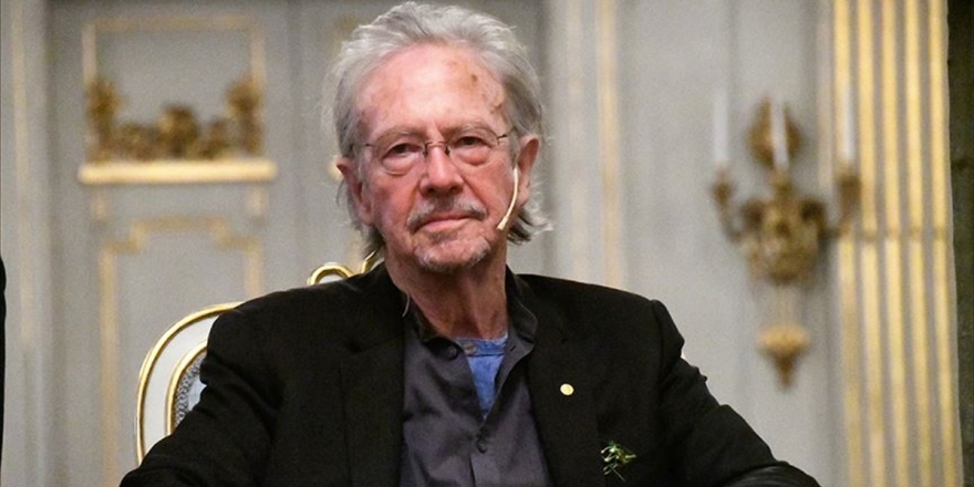 Soykırım İnkarcısı Handke Saraybosna'da 'İstenmeyen Kişi' İlan Edildi