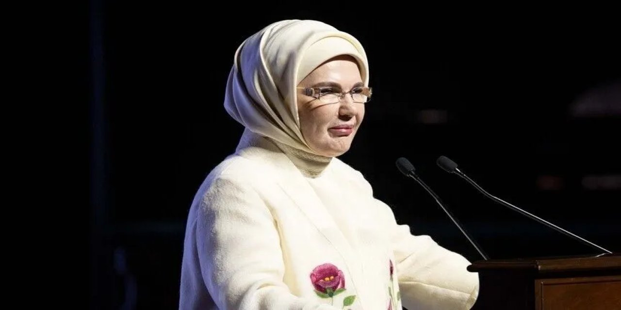 Emine Erdoğan: 103 Yıl Önce, Milletimizin Bağımsızlık Uğruna Verdiği Büyük Mücadele, Türkiye'nin Temellerini Oluşturdu