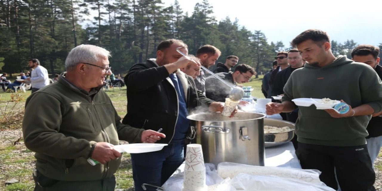 Kastamonu'da Cumhuriyet'in 103. Yılı 103 Meyve Çekirdeğiyle Kutlandı