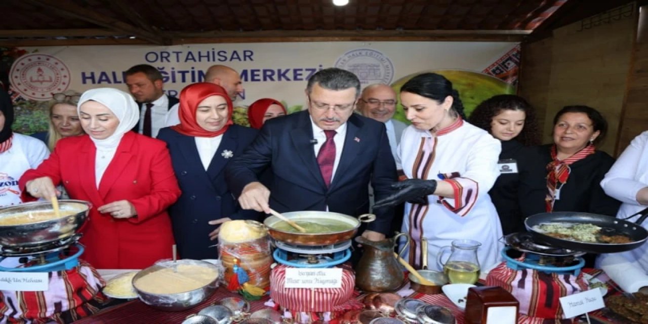 Trabzon'da 1 Ton 680 Kiloluk Kuymakla Uzatma Rekoru Denemesi