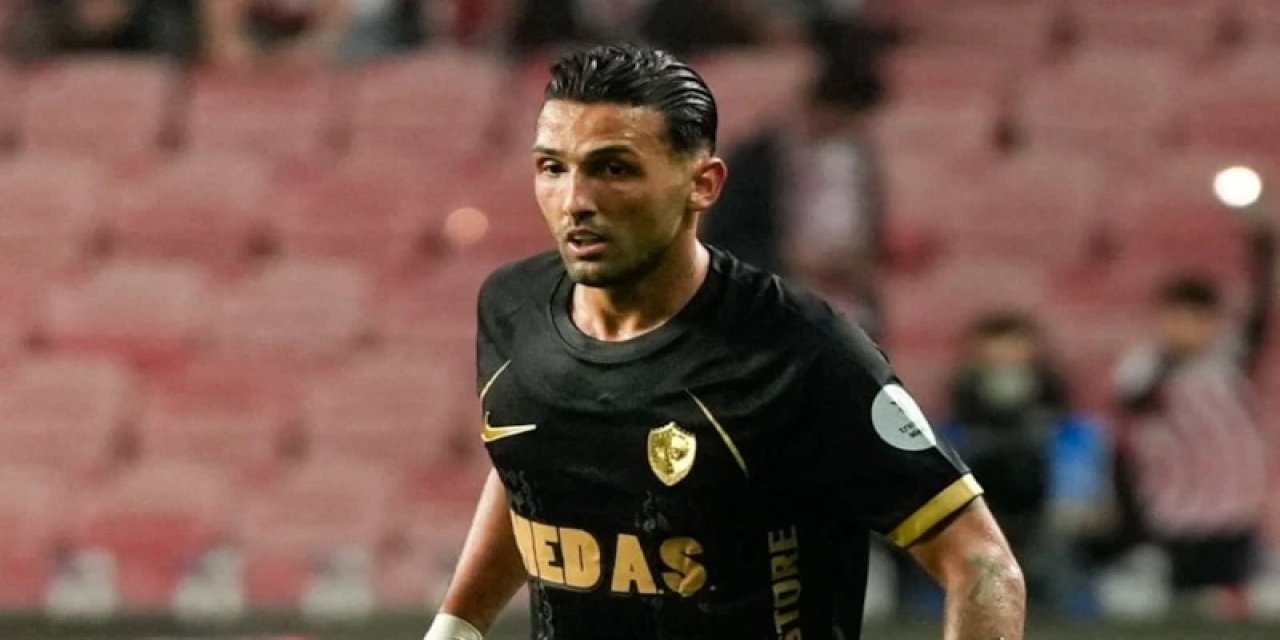 'Amedspor, Umut Meraş'ı 29 Ekim Paylaşımı Nedeniyle Kadro Dışı Bıraktı' İddiası: Gerçek Ortaya Çıktı!