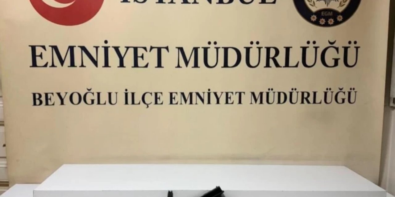 İstanbul'da Eşinin Babasının Evini Bastı: Kayınpederine Saldırdı, Havaya Ateş Açtı