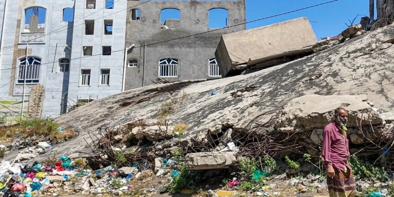 Yemen Haklar Ve Özgürlükler Ağı: Husilerin Taiz'deki Saldırılarında Eylülden Beri 189 Sivil Hayatını Kaybetti