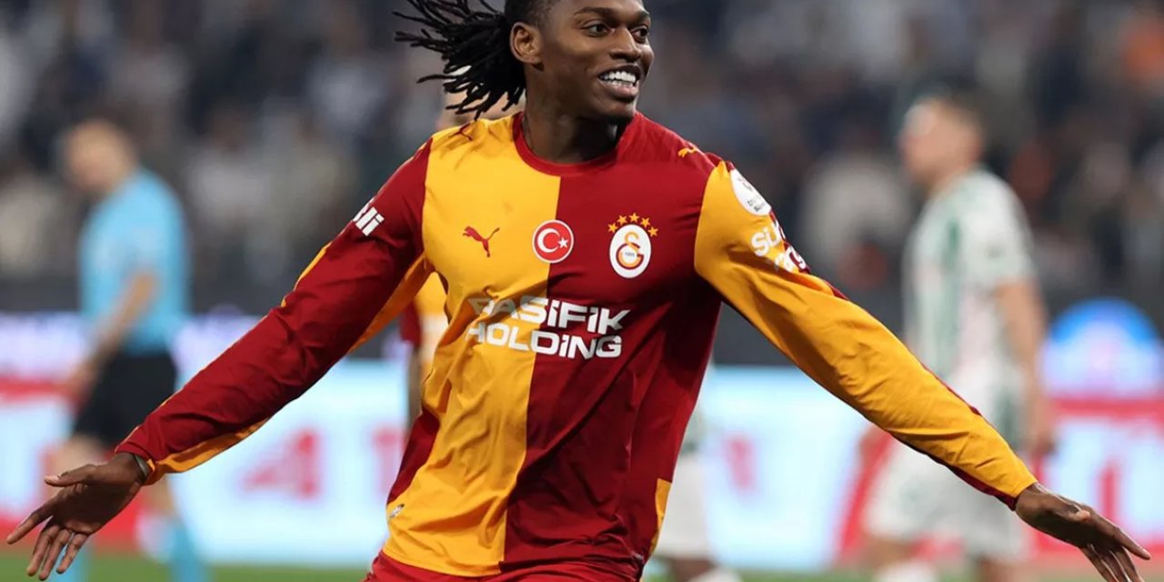 Leao'dan Galatasaray Taraftarını Heyecanlandıran Mesaj