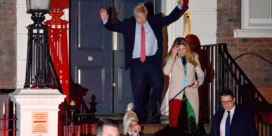 İngiltere'de Muhafazakar Partinin Tek Başına İktidara Geldiği Kesinleşti