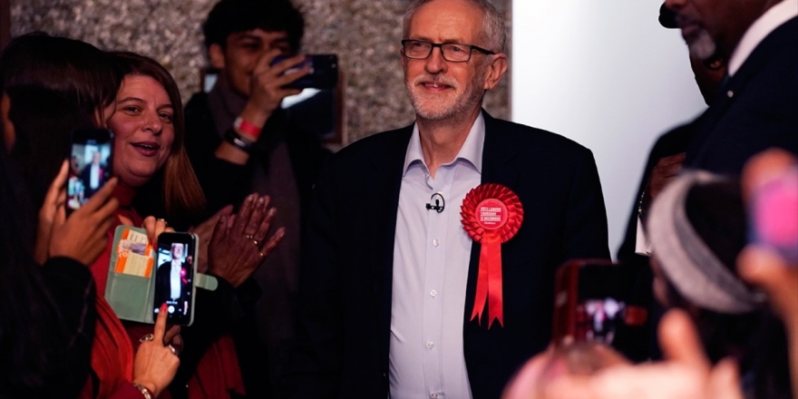 İngiltere'de İşçi Partisi Lideri Corbyn, Görevini Bırakacağını Duyurdu