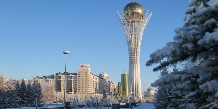 Kazakistan Bağımsızlığının 28. Yılını Kutluyor