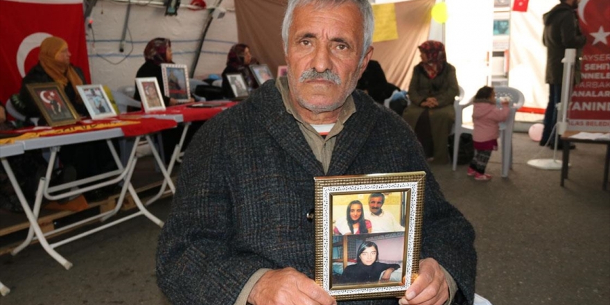 Baba Mehmet Laçin: Kızımdan Bir Haber Almadan Buradan Ayrılmayacağım