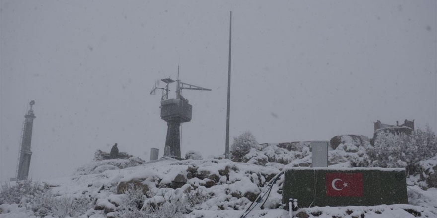 Şırnak'ta Sınır Birliklerine Paratoner Sistemi Kuruldu