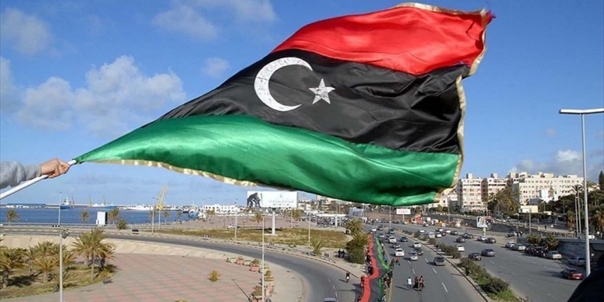 Libya'daki Umh Birlikleri Trablus'ta Hafter Mevzilerini Hedef Aldı