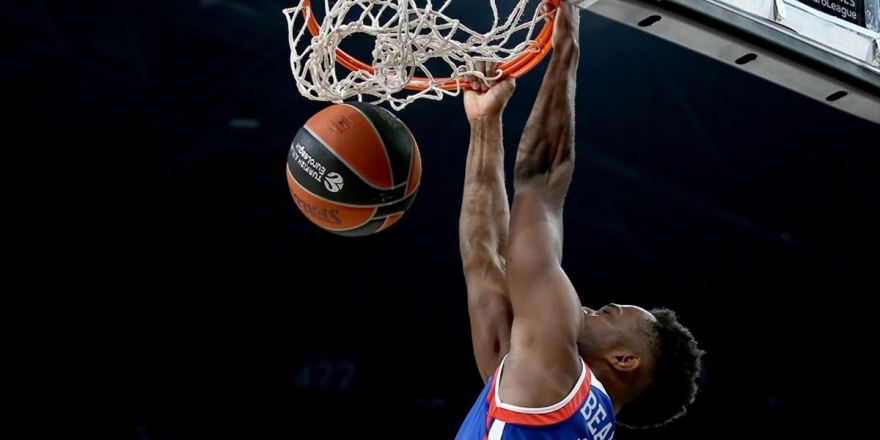 Anadolu Efes'in Avrupa'da Bileği Bükülmüyor